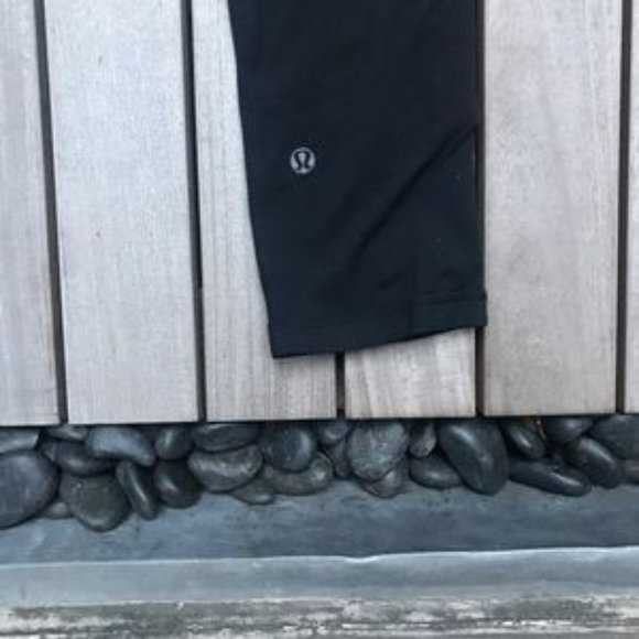 LULULEMON Black Cropped Leggings Multicolor Band - Picture 4 of 5